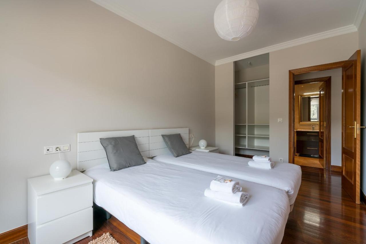 Zubia Apartment By People Rentals Bilbao Exteriör bild